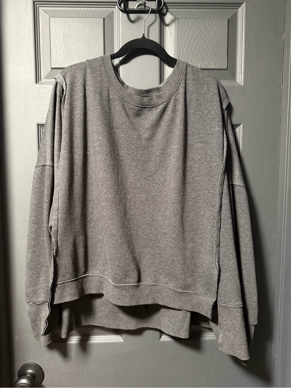 Cozy Oversized Crewneck Sweatshirt - Gray